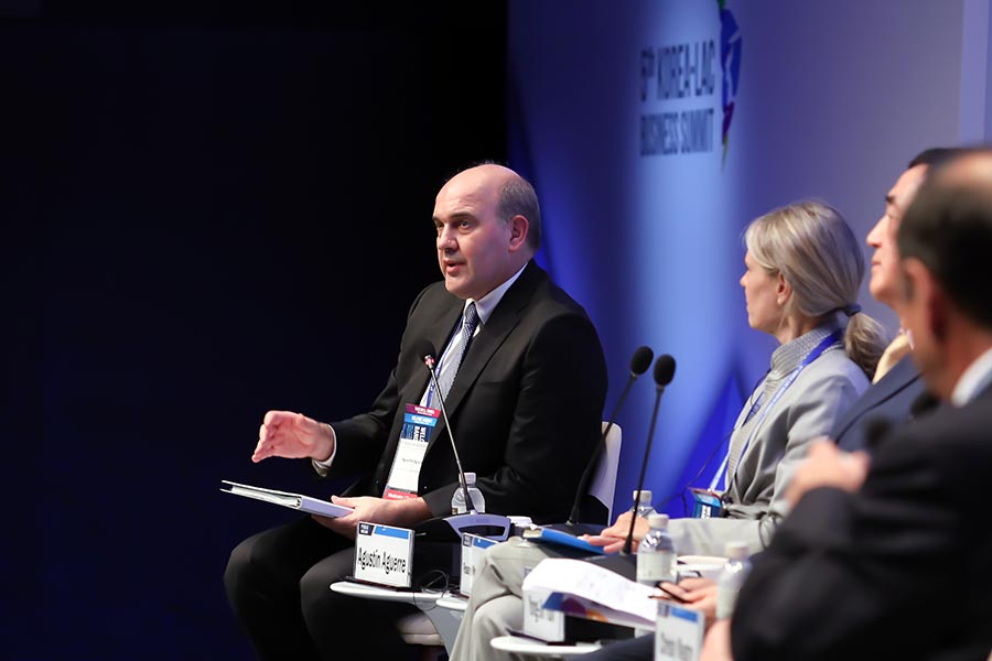 Plenary-Session-III-(10)
